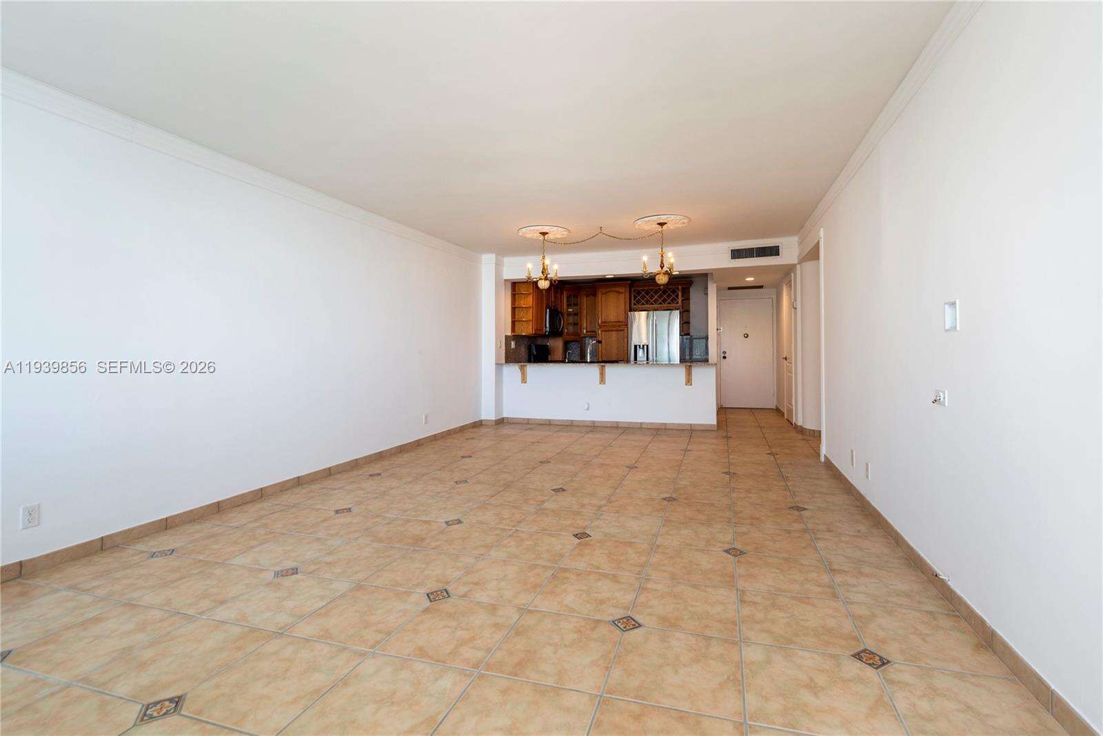 Sea Air Towers at 3725 Ocean Dr, Hollywood, FL 33019 - For Sale photo 10