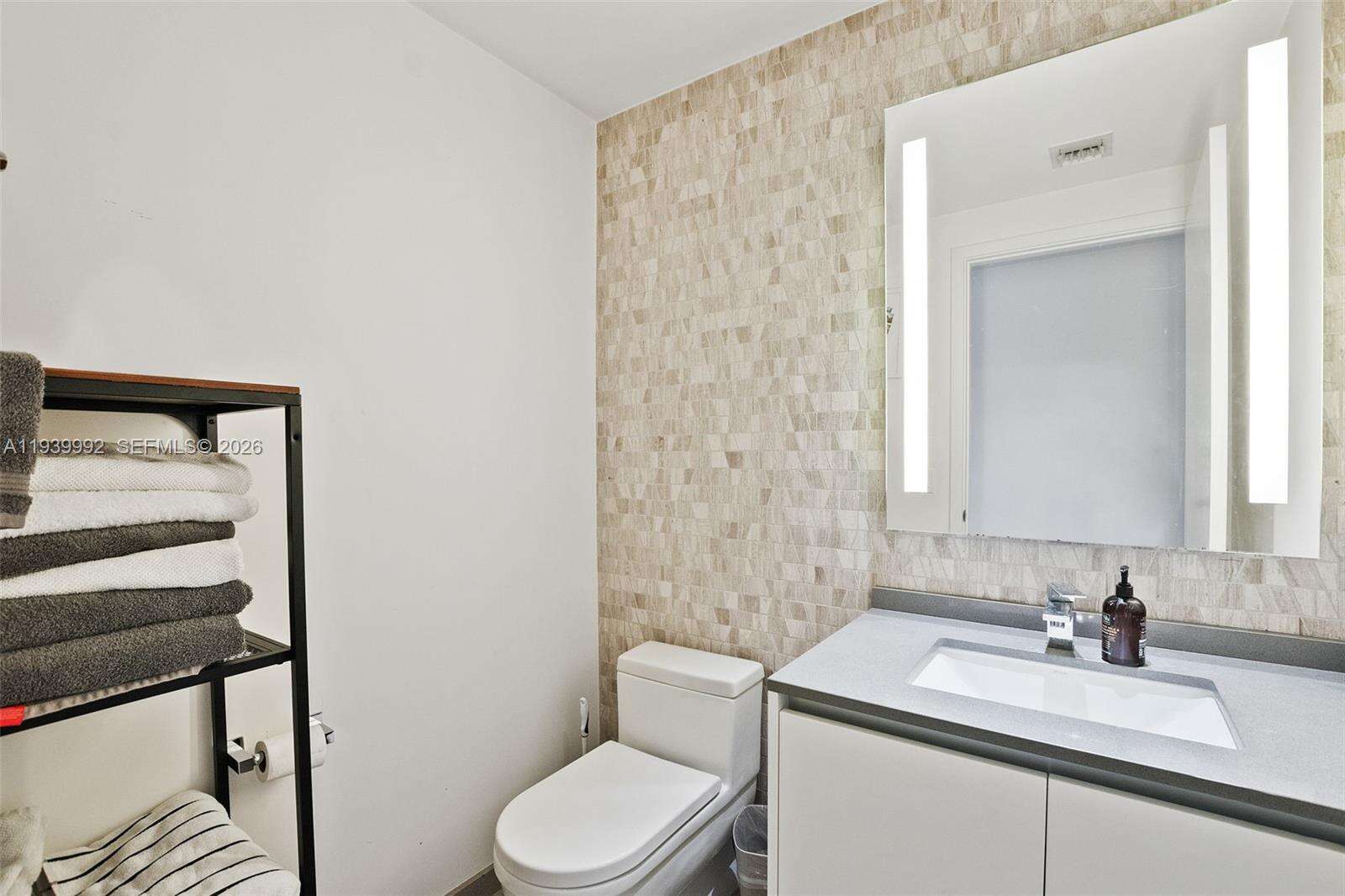REACH - 68 6 St, Miami, FL 33131 | Picture 17