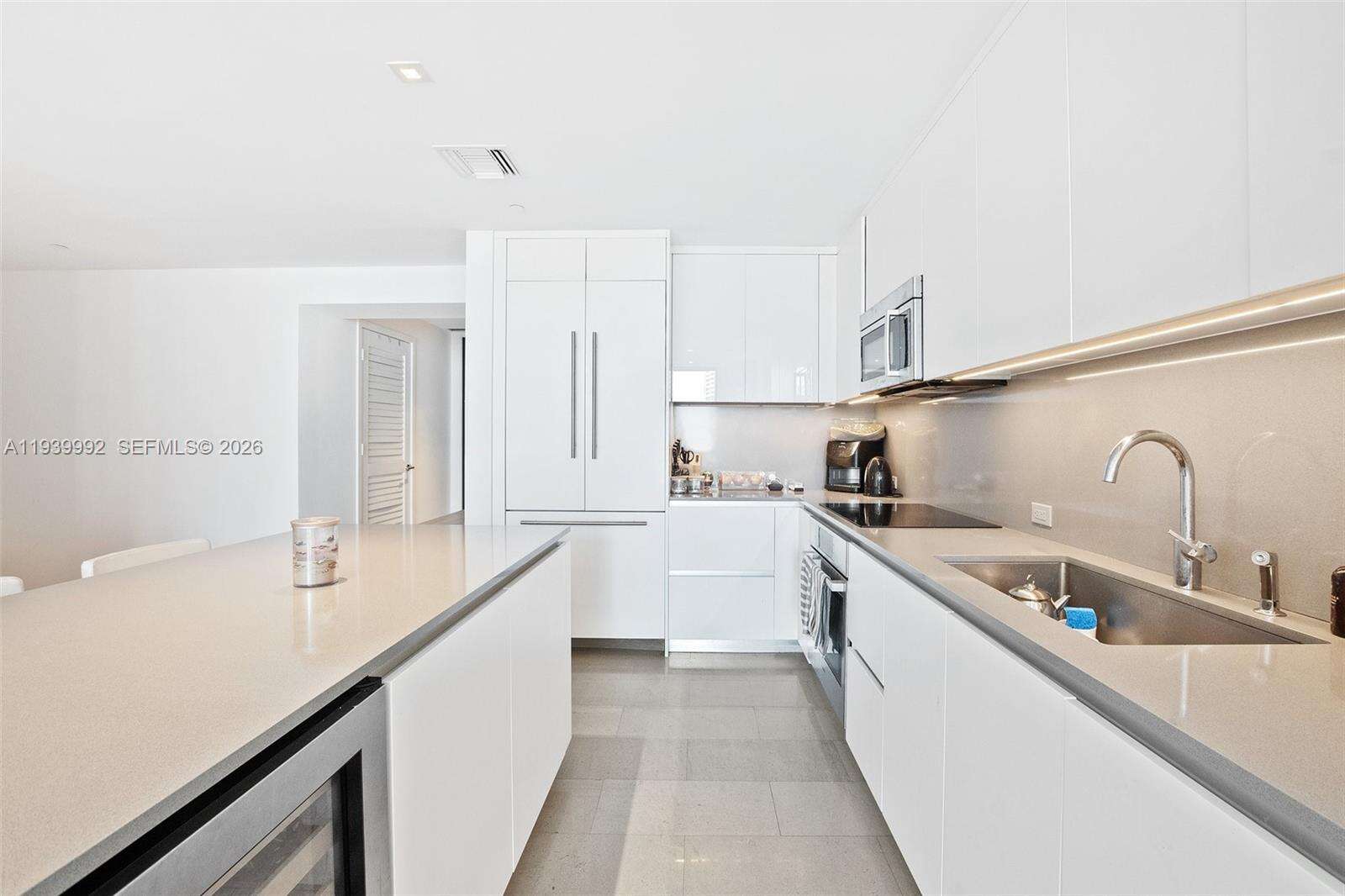 REACH - 68 6 St, Miami, FL 33131 | Picture 7