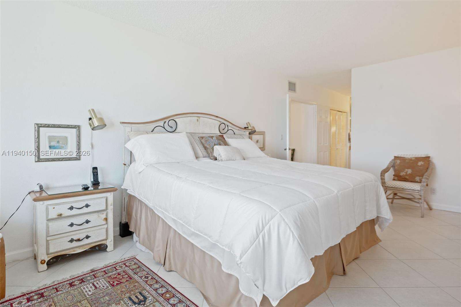 Sea Air Towers at 3725 Ocean Dr, Hollywood, FL 33019 - For Sale photo 16