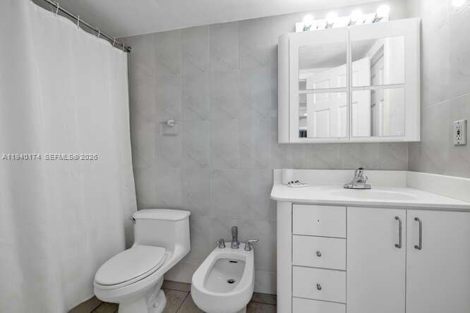 The Pavilion at 5601 Collins Ave, Miami Beach, FL 33140 - For Sale photo 18
