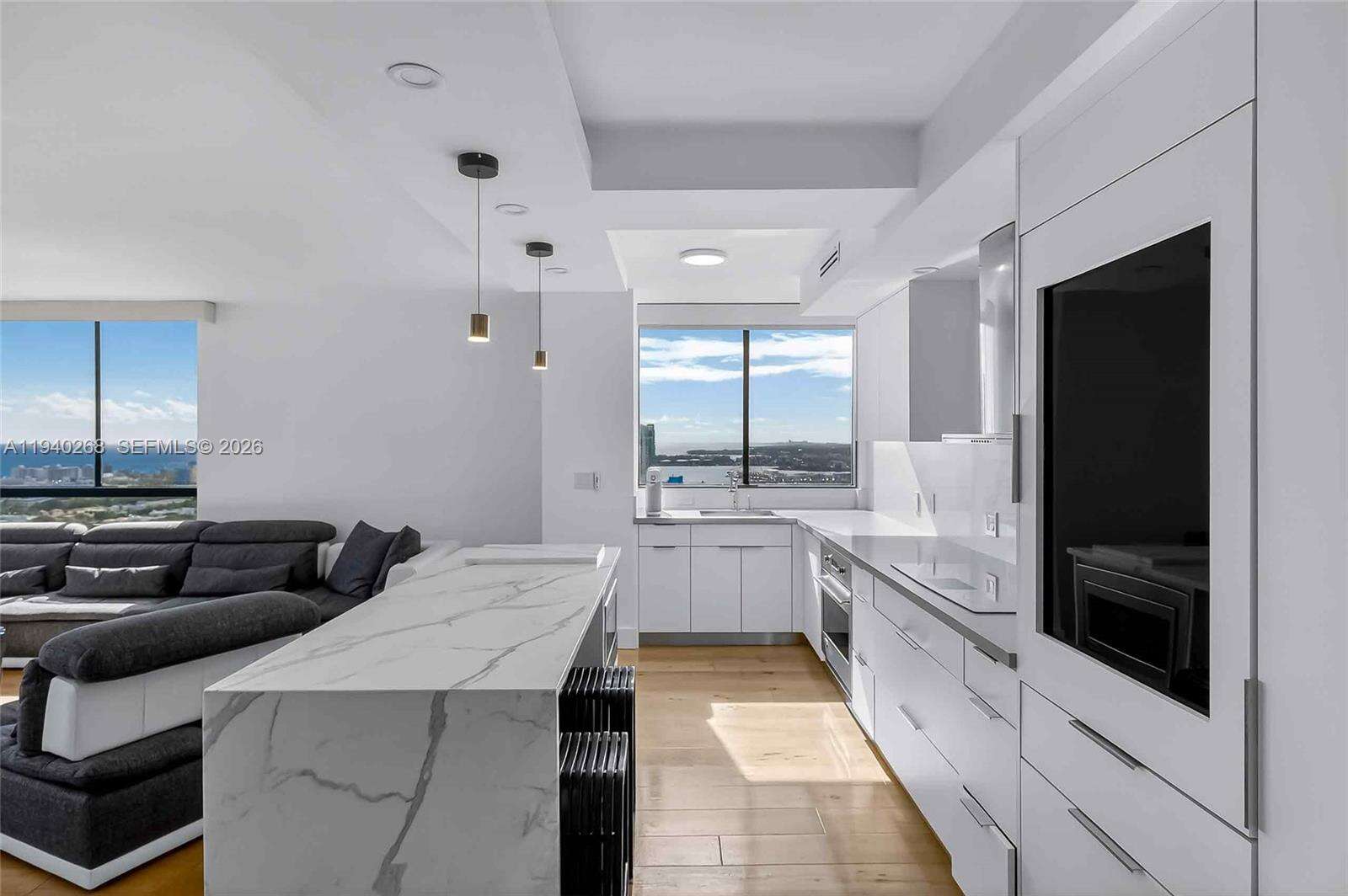 THE WAVERLY AT SOUTH BEACH - 1330 W Ave, Miami Beach, FL 33139 | Picture 12