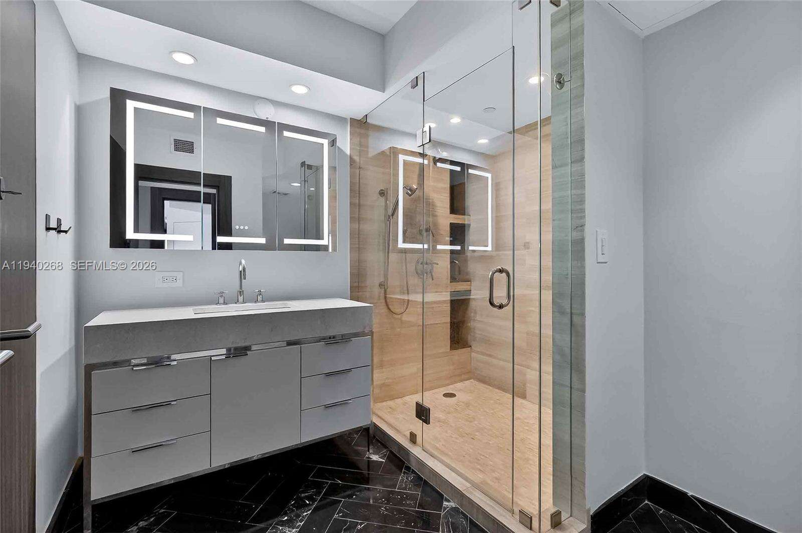 THE WAVERLY AT SOUTH BEACH - 1330 W Ave, Miami Beach, FL 33139 | Picture 19