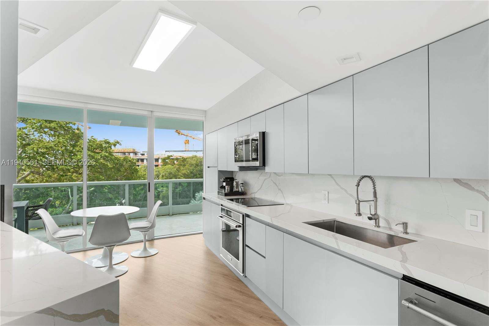 BRISTOL TOWER - 2127 Brickell Ave, Miami, FL 33129 | Picture 13