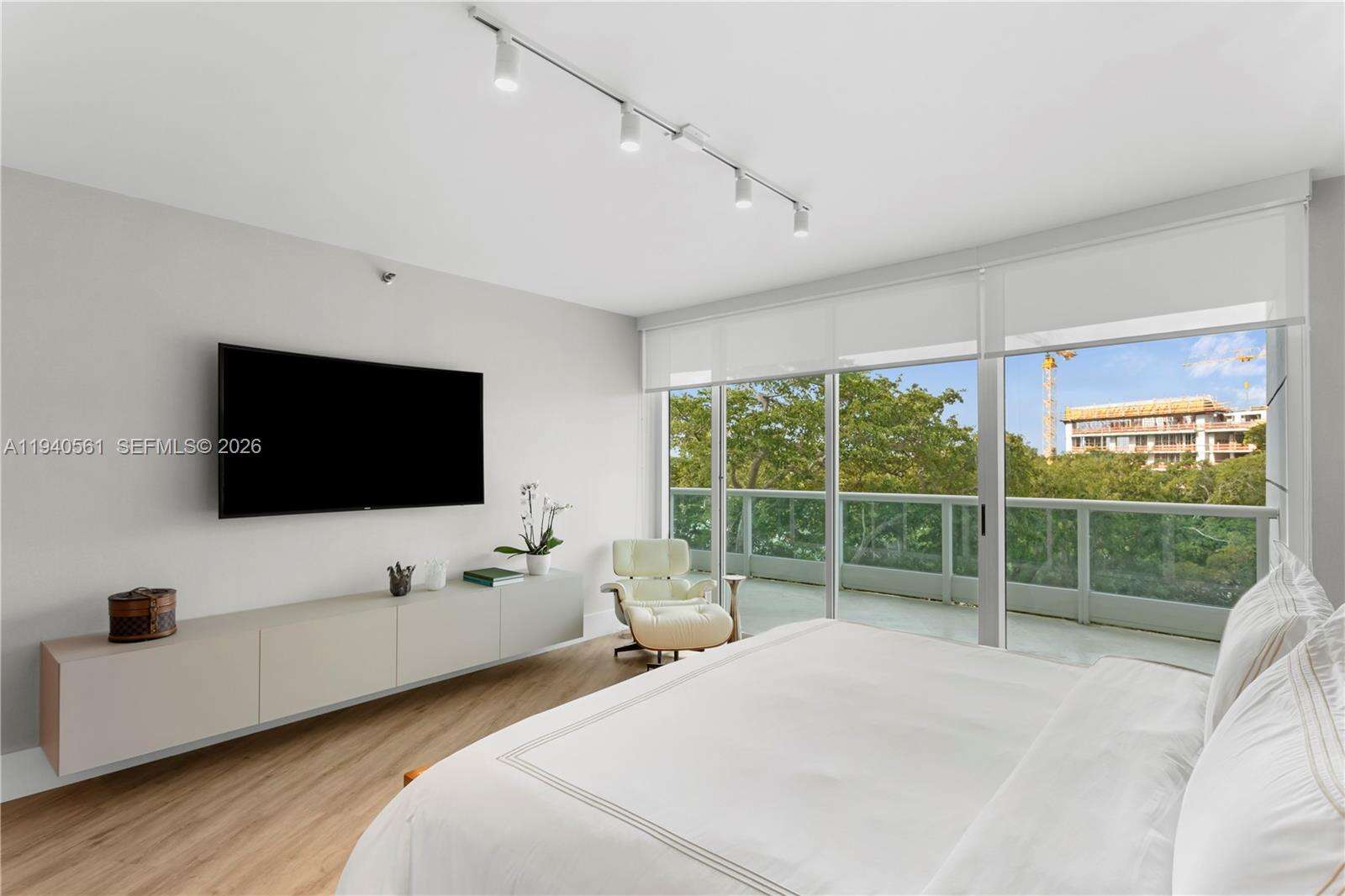BRISTOL TOWER - 2127 Brickell Ave, Miami, FL 33129 | Picture 17