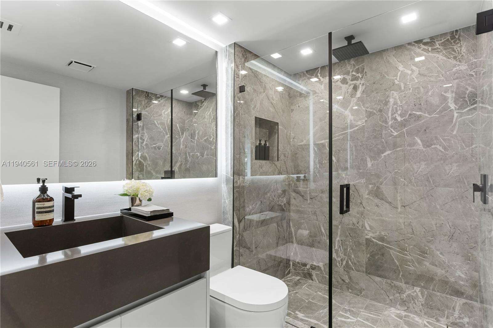 BRISTOL TOWER - 2127 Brickell Ave, Miami, FL 33129 | Picture 24