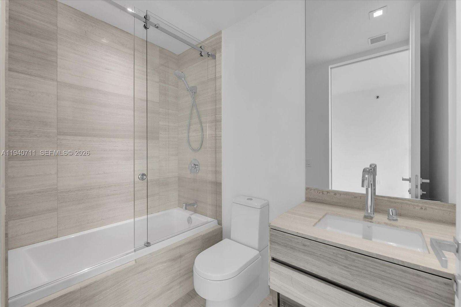 18975 COLLINS - 18975 Collins Ave, Sunny Isles Beach, FL 33160 | Picture 16