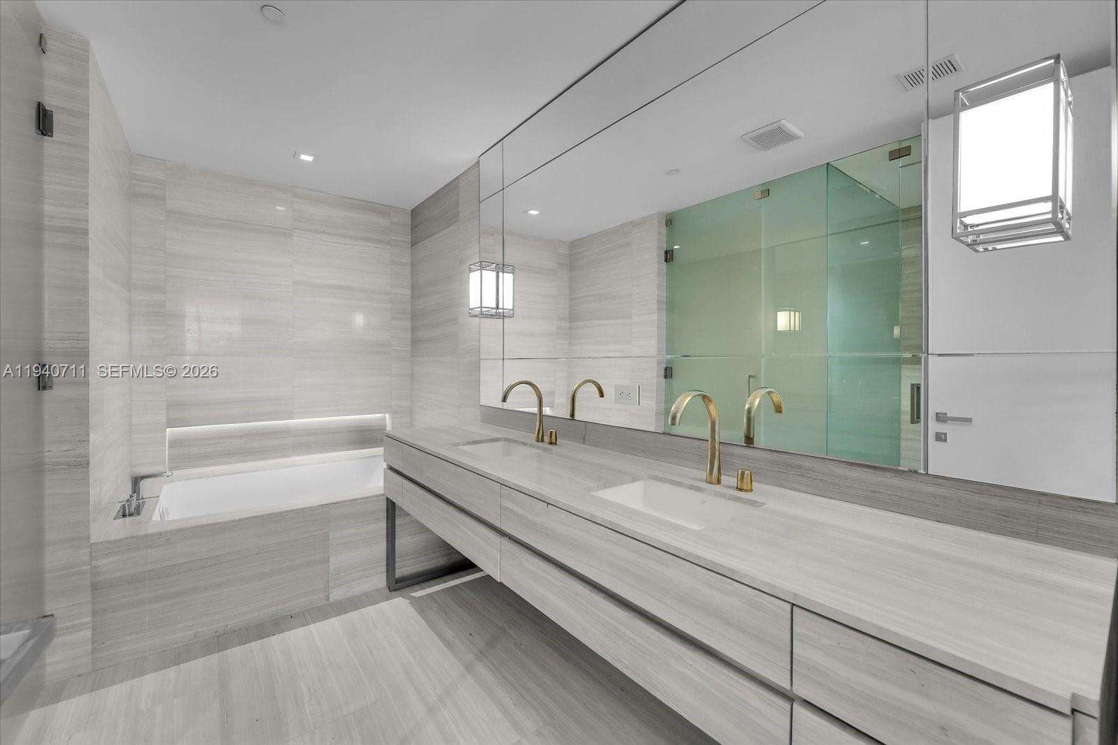 18975 COLLINS - 18975 Collins Ave, Sunny Isles Beach, FL 33160 | Picture 27