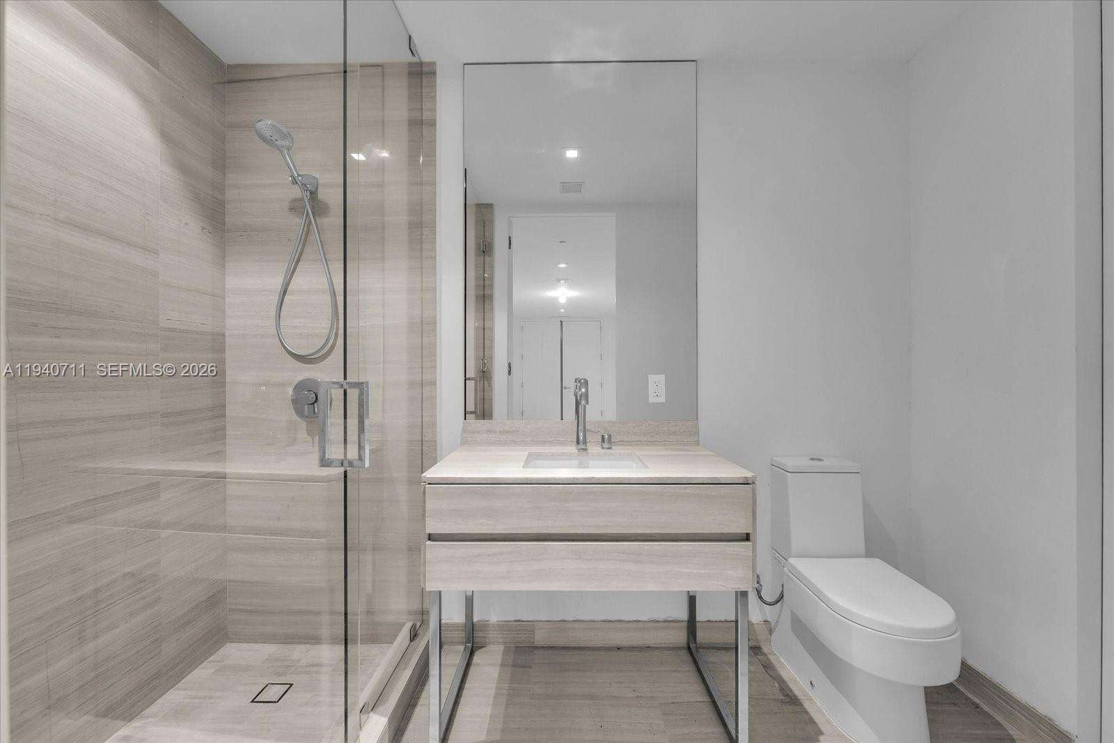 18975 COLLINS - 18975 Collins Ave, Sunny Isles Beach, FL 33160 | Picture 38