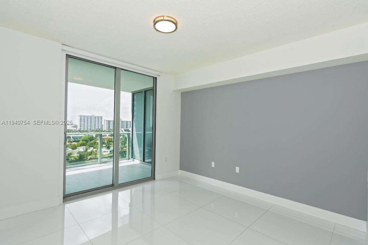 PARQUE TOWERS - 300 Sunny Isles Blvd, Sunny Isles Beach, FL 33160 | Picture 17