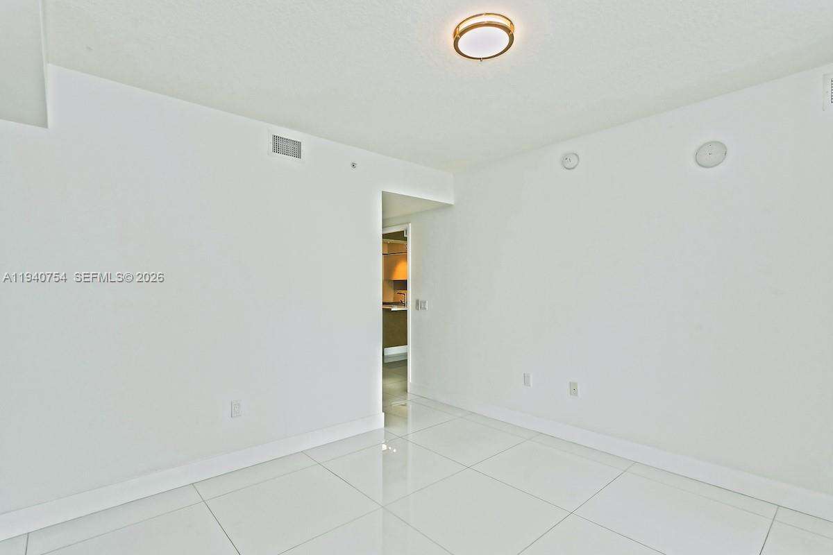 PARQUE TOWERS - 300 Sunny Isles Blvd, Sunny Isles Beach, FL 33160 | Picture 20