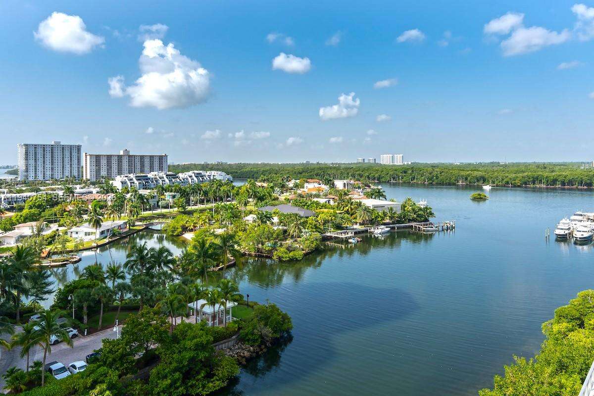 PARQUE TOWERS - 300 Sunny Isles Blvd, Sunny Isles Beach, FL 33160 | Picture 3