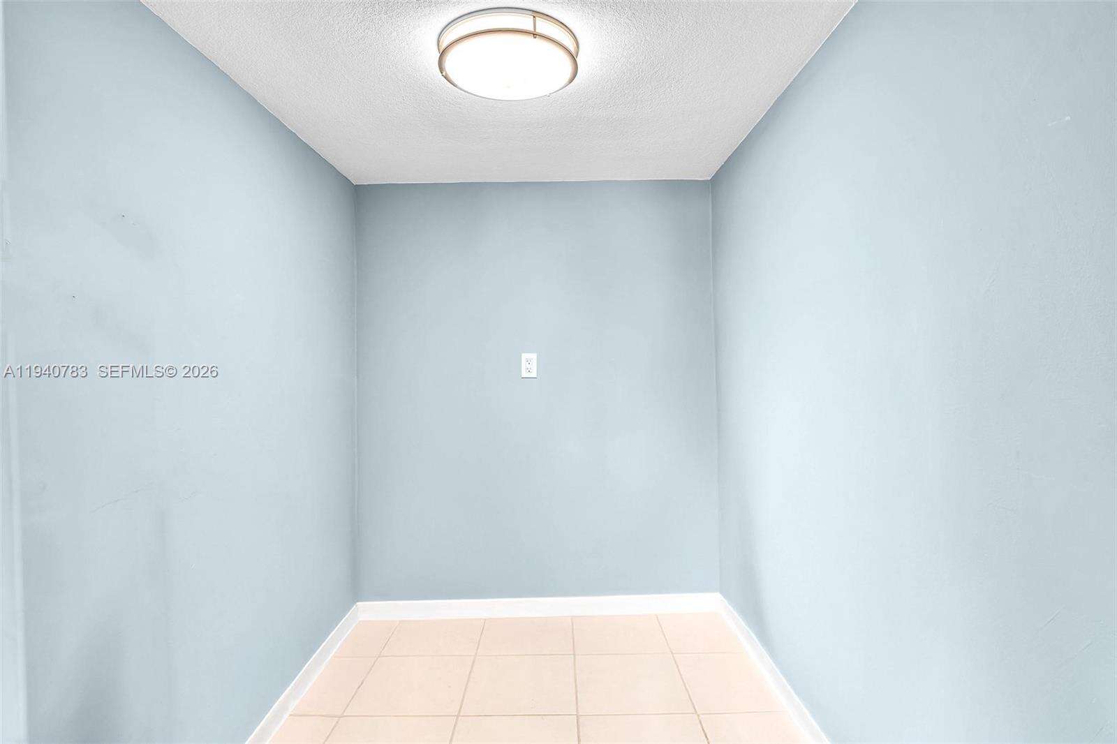 The Carriage Club North at 5005 Collins Ave, Miami Beach, FL 33140 - For Sale photo 14