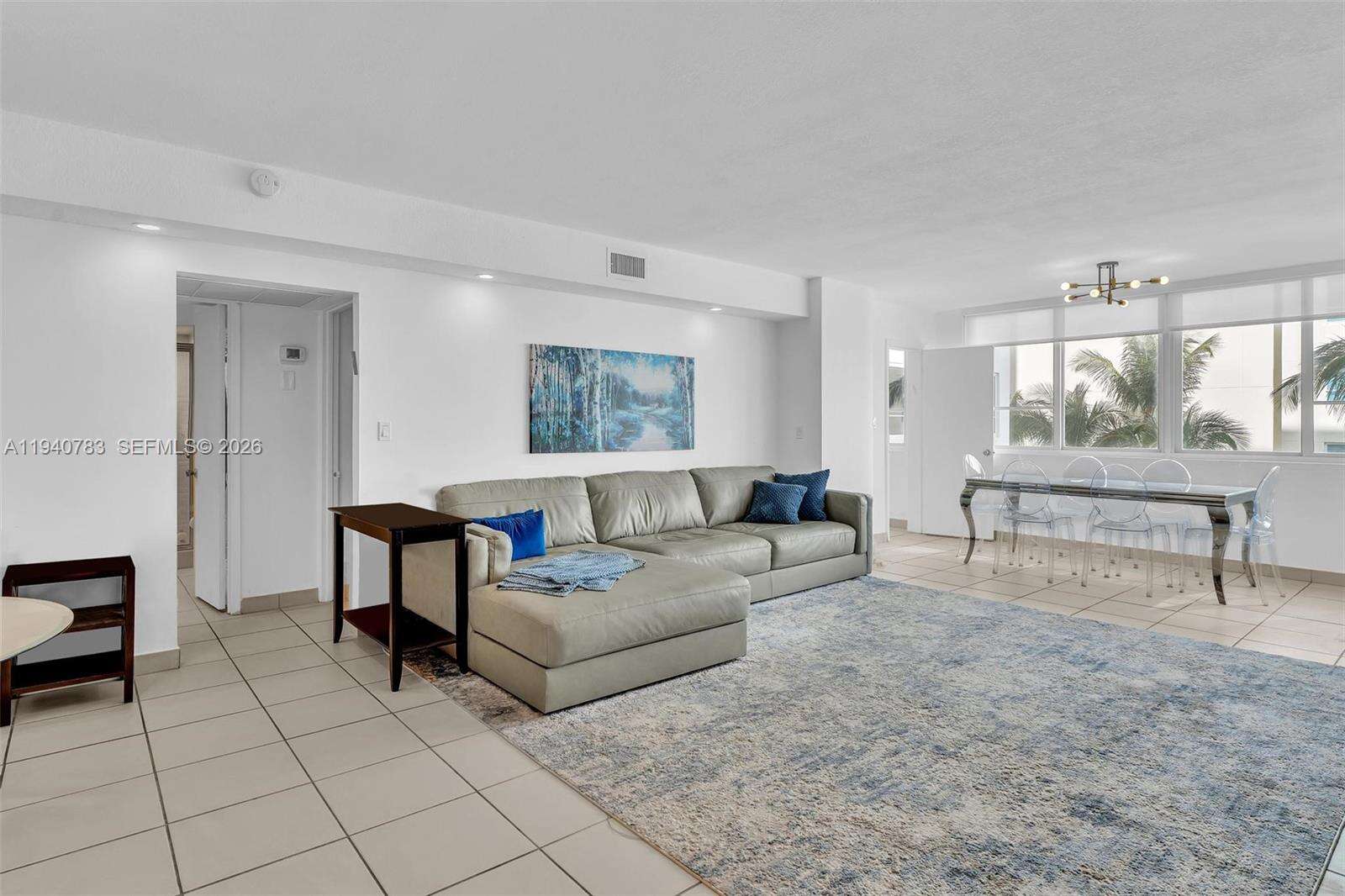 The Carriage Club North at 5005 Collins Ave, Miami Beach, FL 33140 - For Sale photo 18