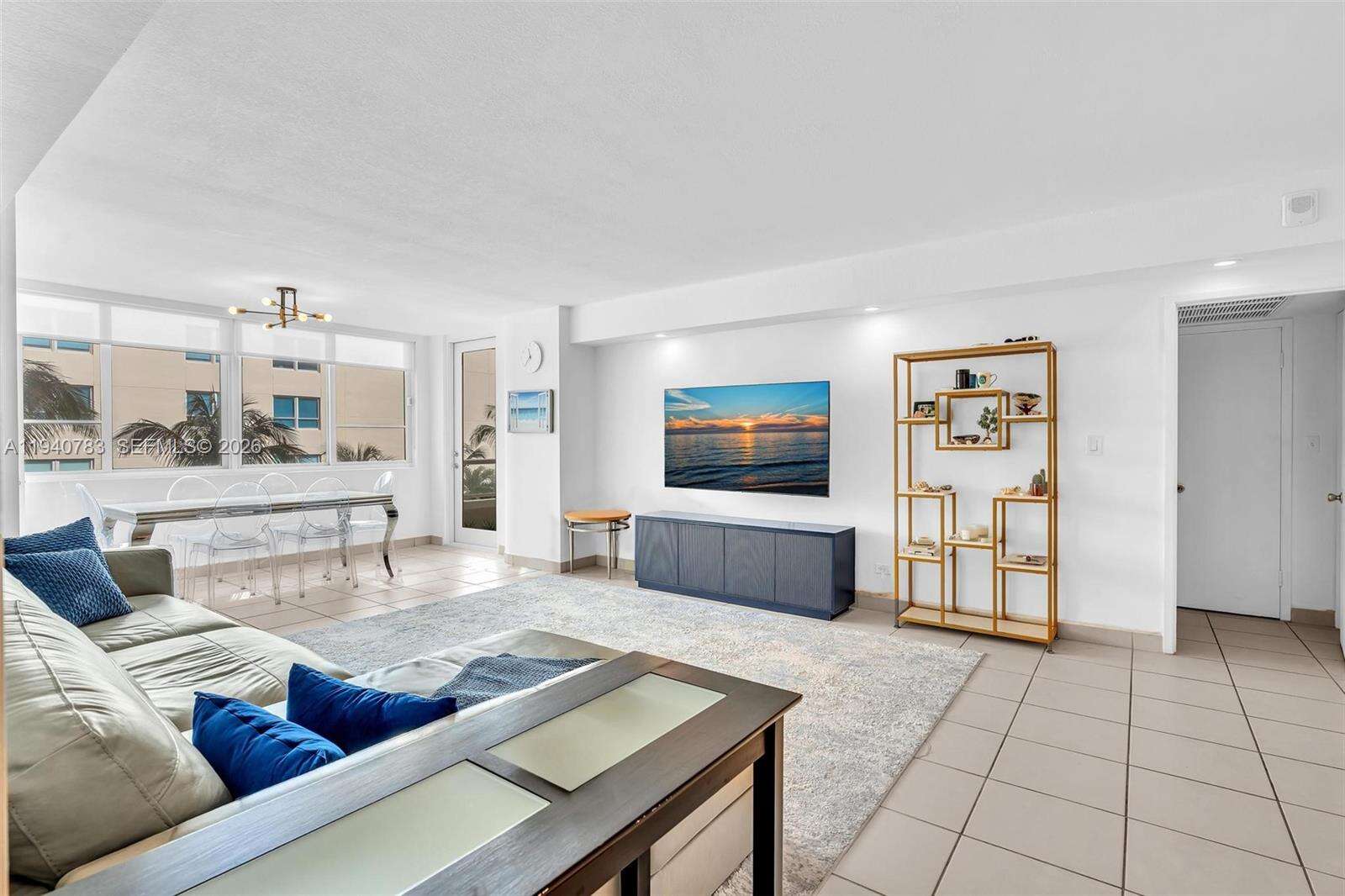 The Carriage Club North at 5005 Collins Ave, Miami Beach, FL 33140 - For Sale photo 20