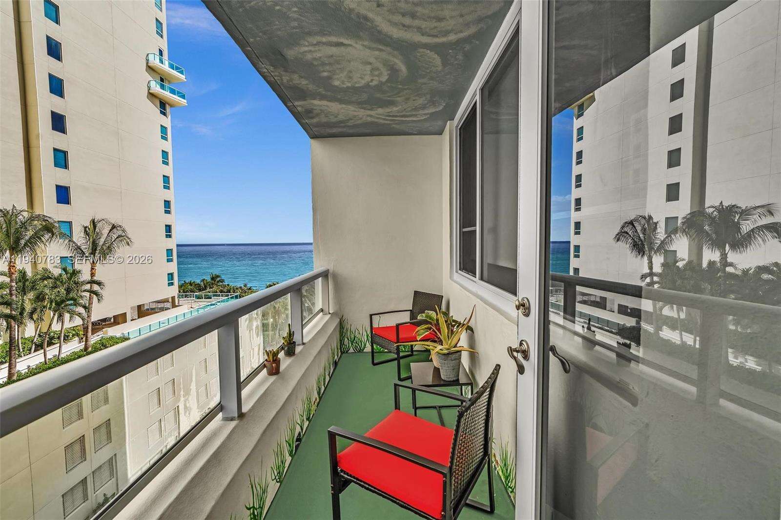 The Carriage Club North at 5005 Collins Ave, Miami Beach, FL 33140 - For Sale photo 22