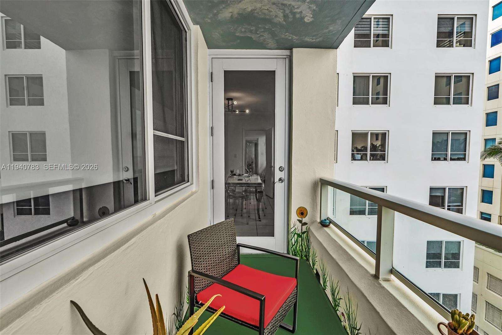 The Carriage Club North at 5005 Collins Ave, Miami Beach, FL 33140 - For Sale photo 25