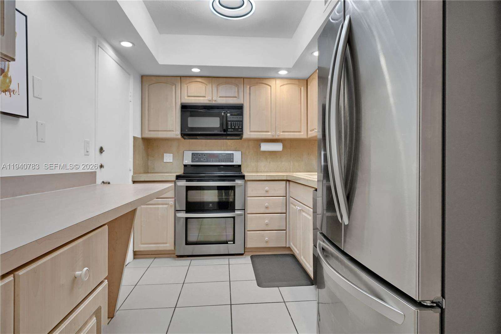 The Carriage Club North at 5005 Collins Ave, Miami Beach, FL 33140 - For Sale photo 28