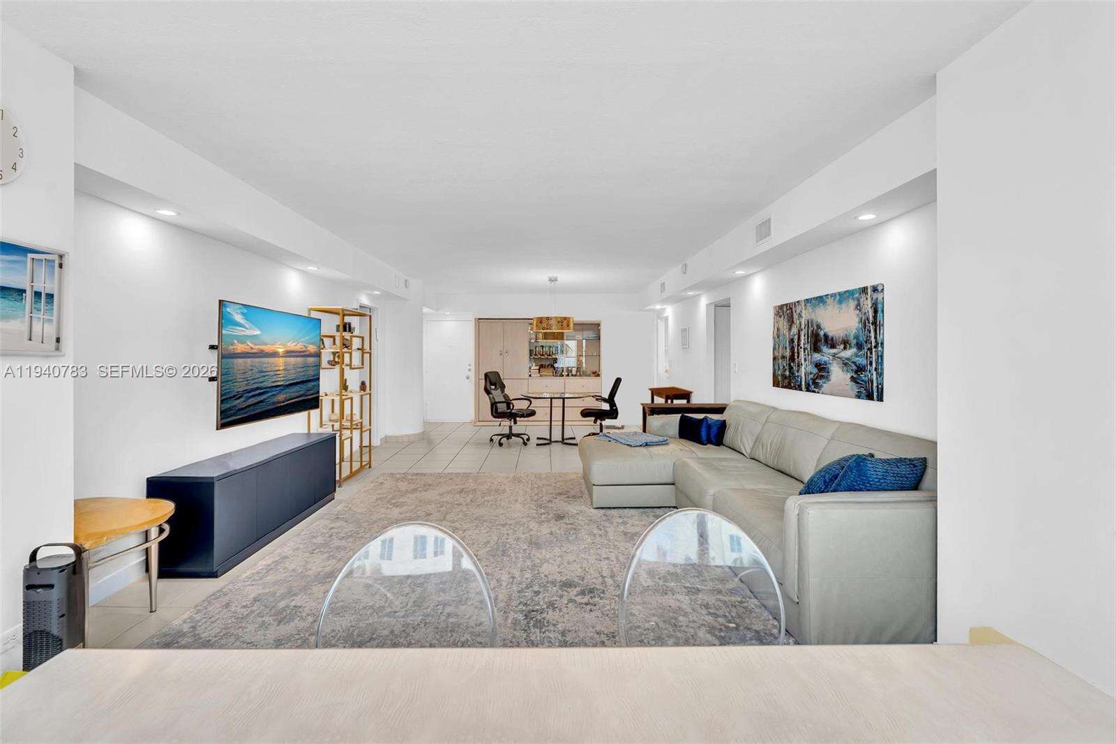 The Carriage Club North at 5005 Collins Ave, Miami Beach, FL 33140 - For Sale photo 31