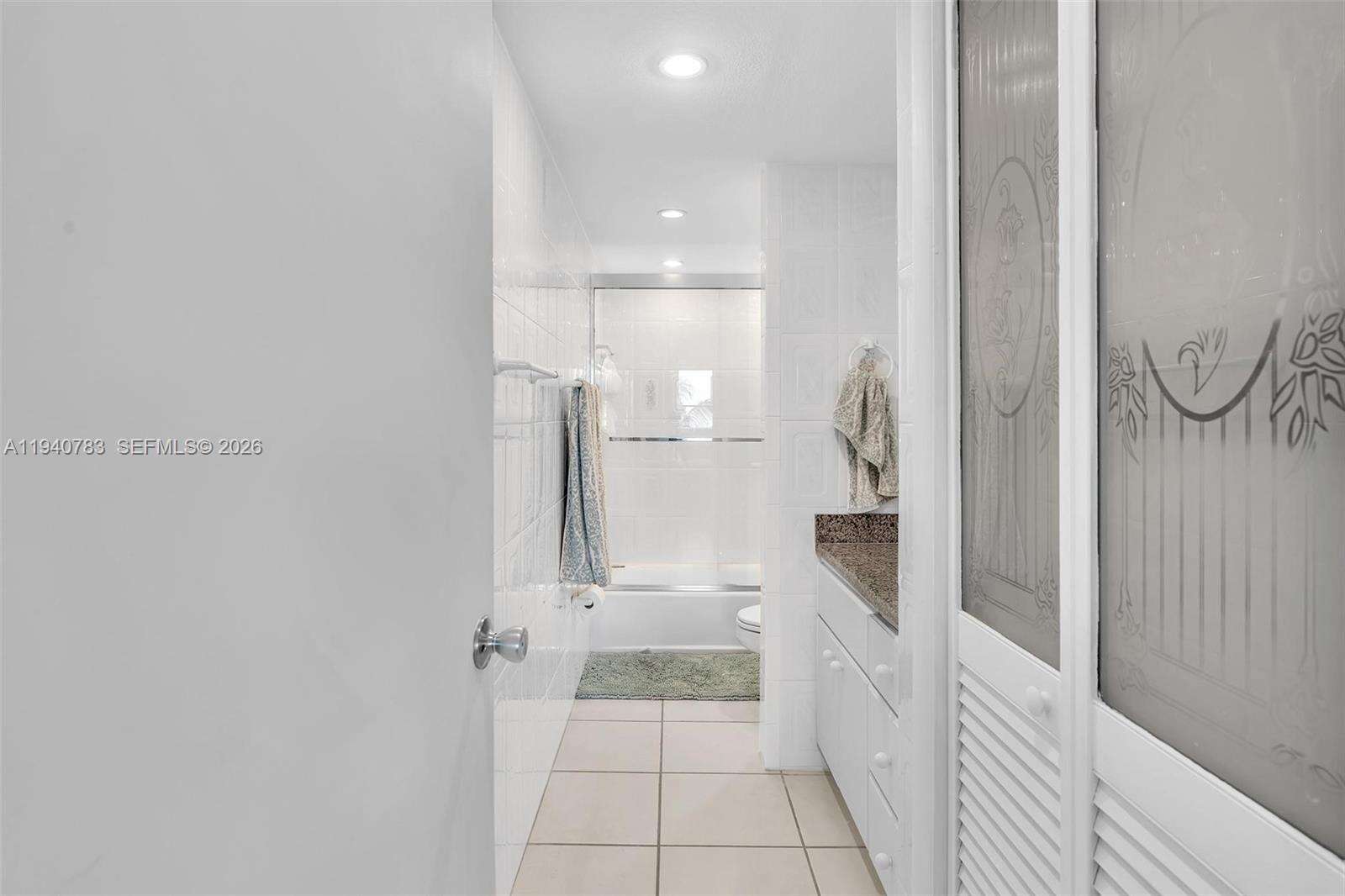 The Carriage Club North at 5005 Collins Ave, Miami Beach, FL 33140 - For Sale photo 5