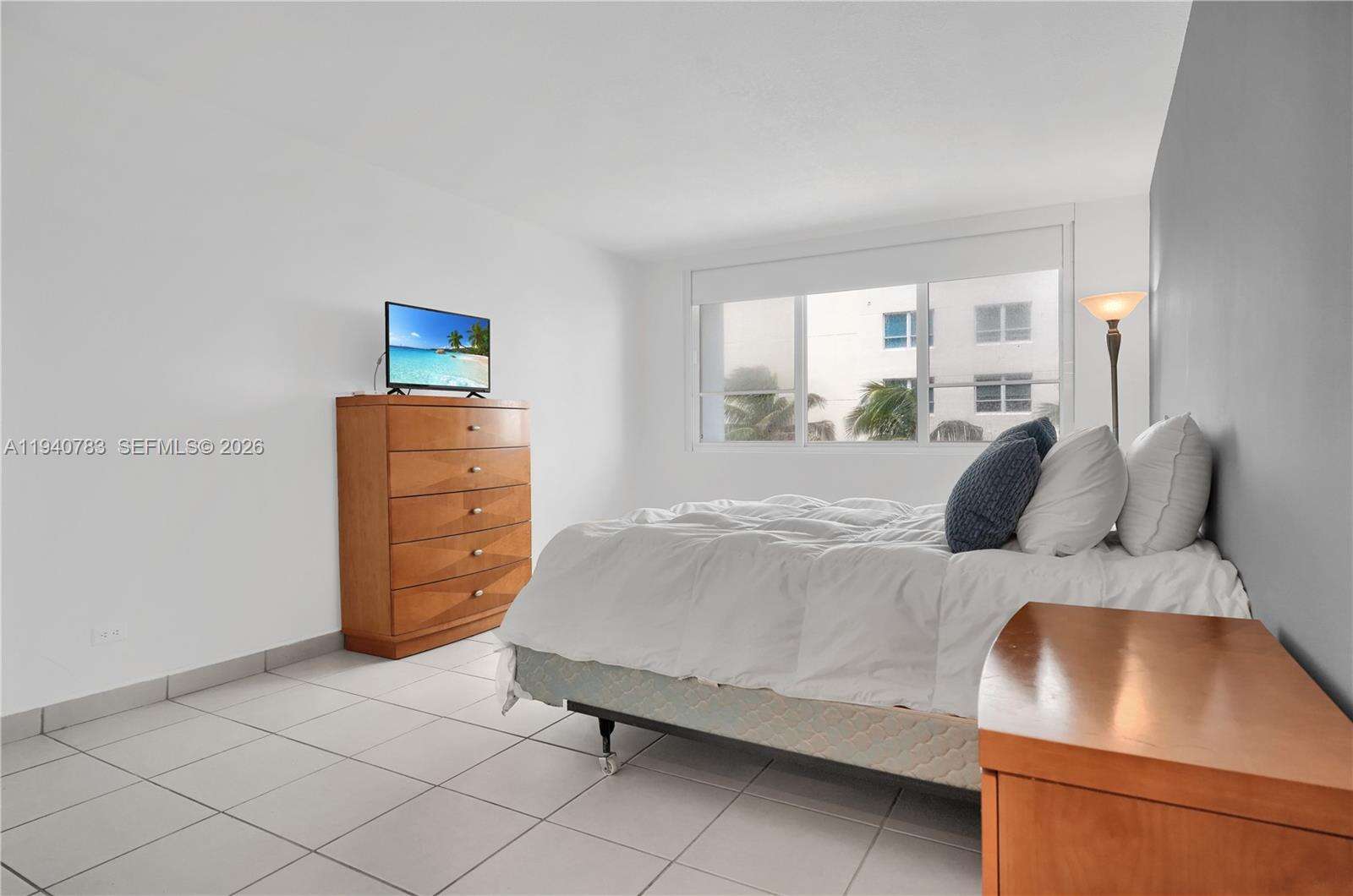 The Carriage Club North at 5005 Collins Ave, Miami Beach, FL 33140 - For Sale photo 10