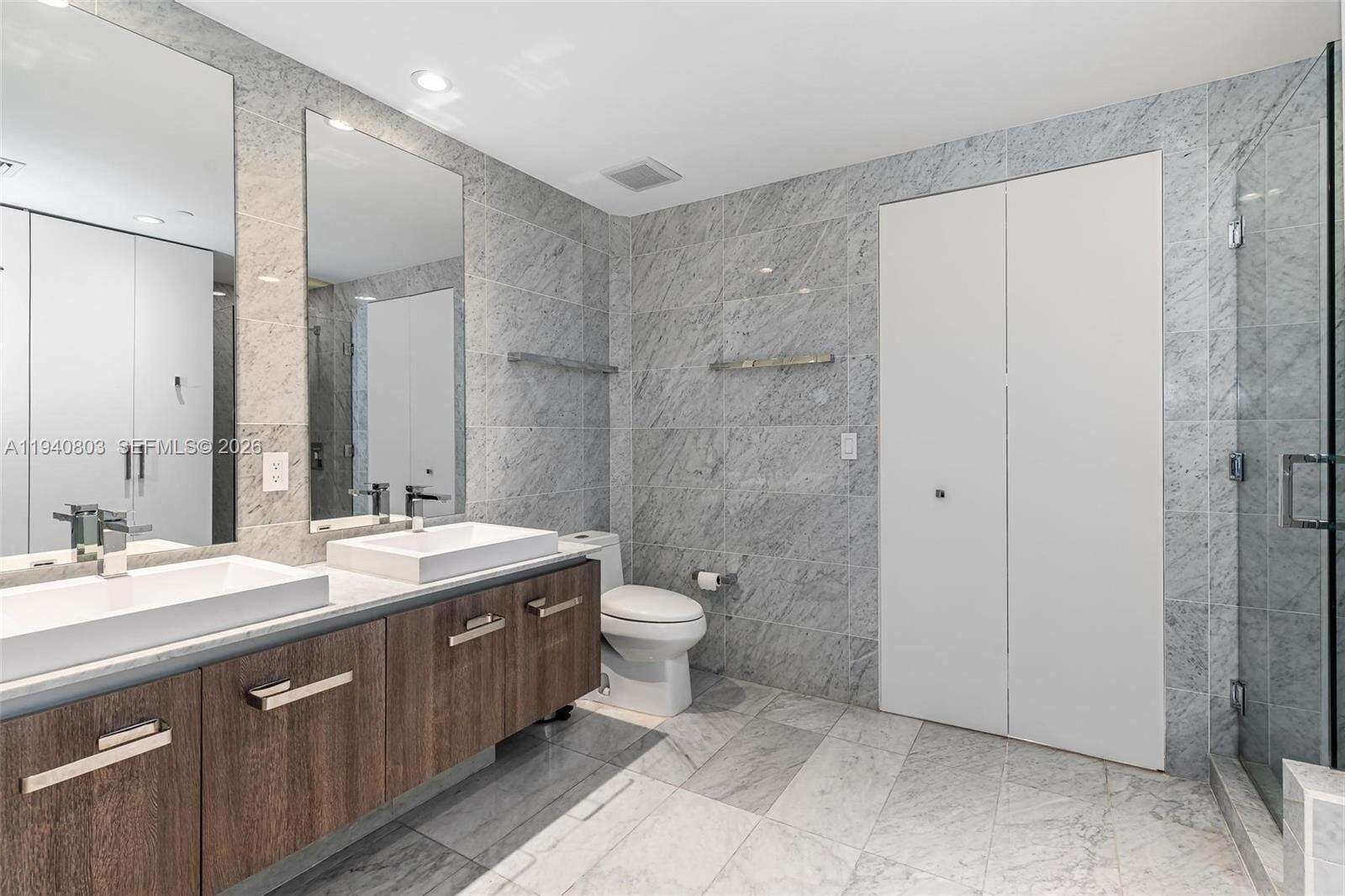 Sls Lux at 801 Miami Ave, Miami, FL 33130 - For Sale photo 19
