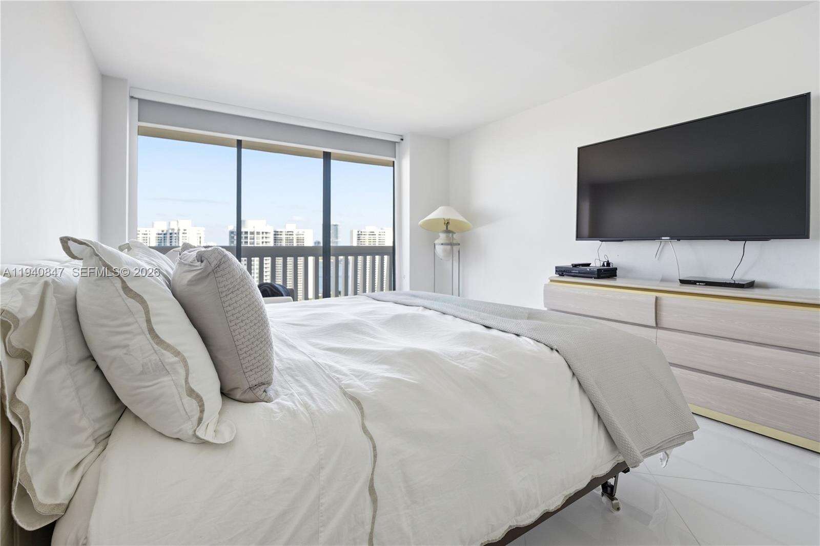 1000 Williams Island at 1000 Island Blvd, Aventura, FL 33160 - For Sale photo 14