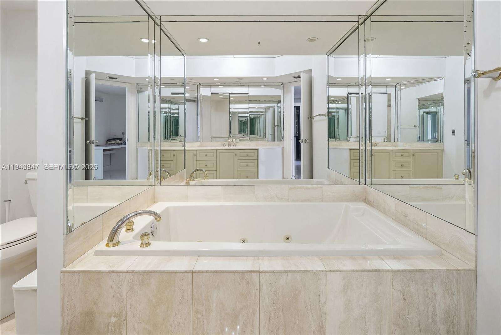 1000 Williams Island at 1000 Island Blvd, Aventura, FL 33160 - For Sale photo 16