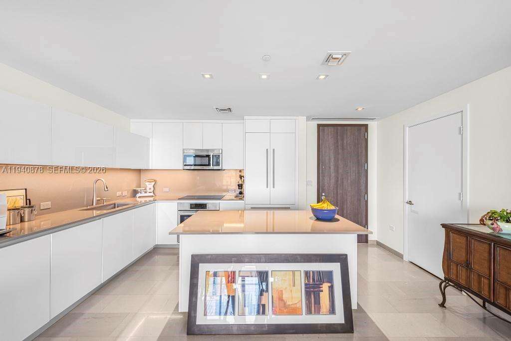 Reach Brickell at 68 6 St, Miami, FL 33131 - For Sale photo 9