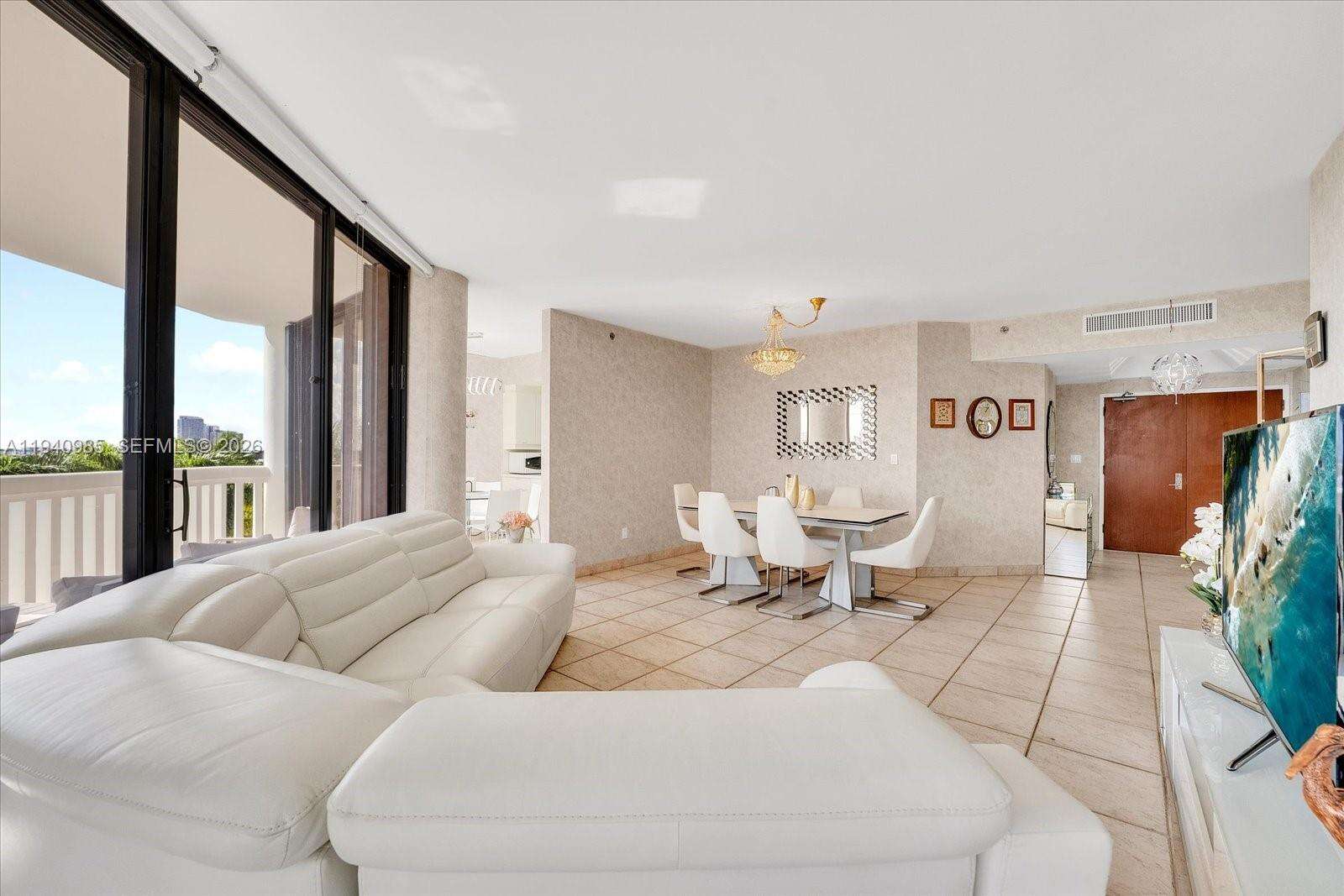 2000 Williams Island at 2000 Island Blvd, Aventura, FL 33160 - For Sale photo 14