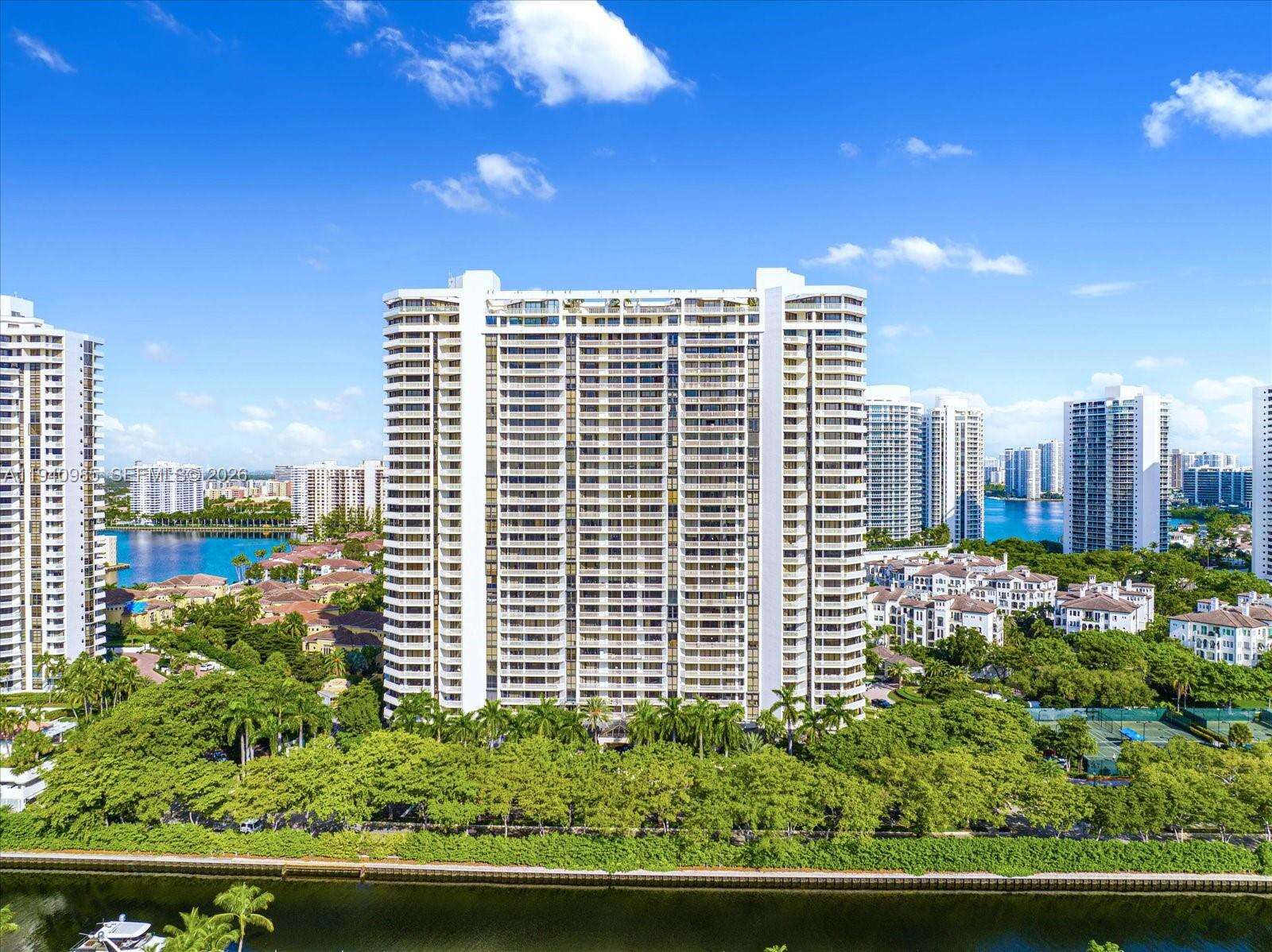 2000 Williams Island at 2000 Island Blvd, Aventura, FL 33160 - For Sale photo 31