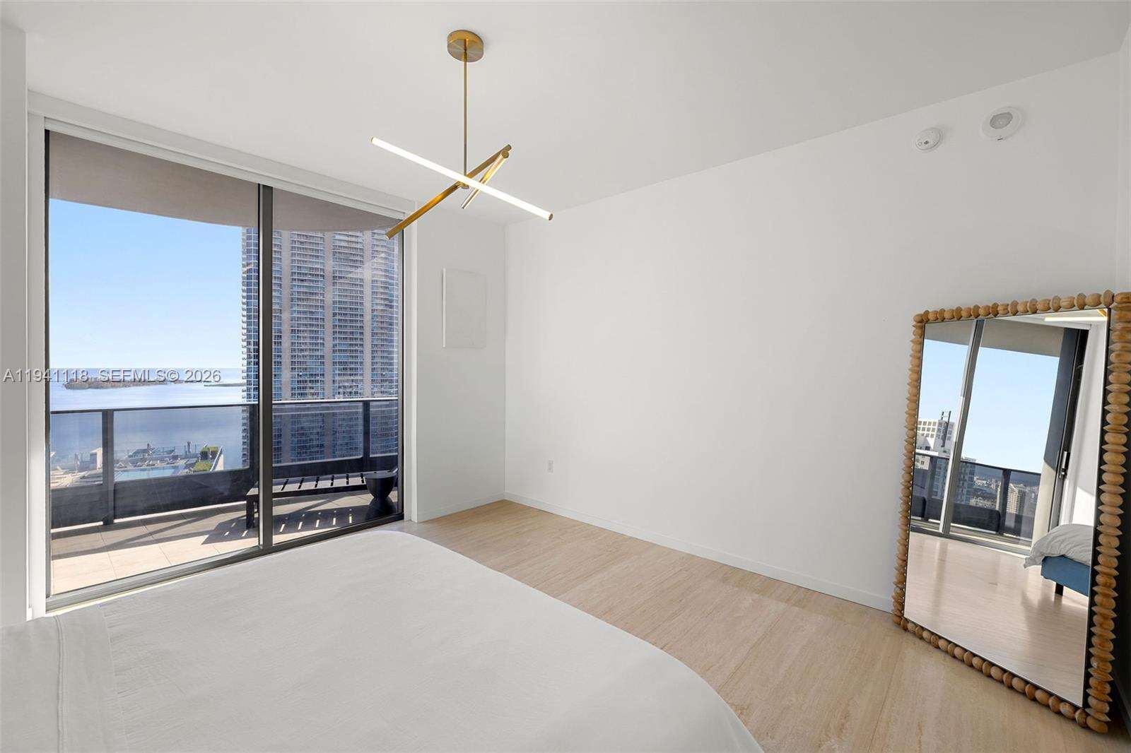 BRICKELL FLATIRON - 1000 Brickell Plz, Miami, FL 33131 | Picture 29