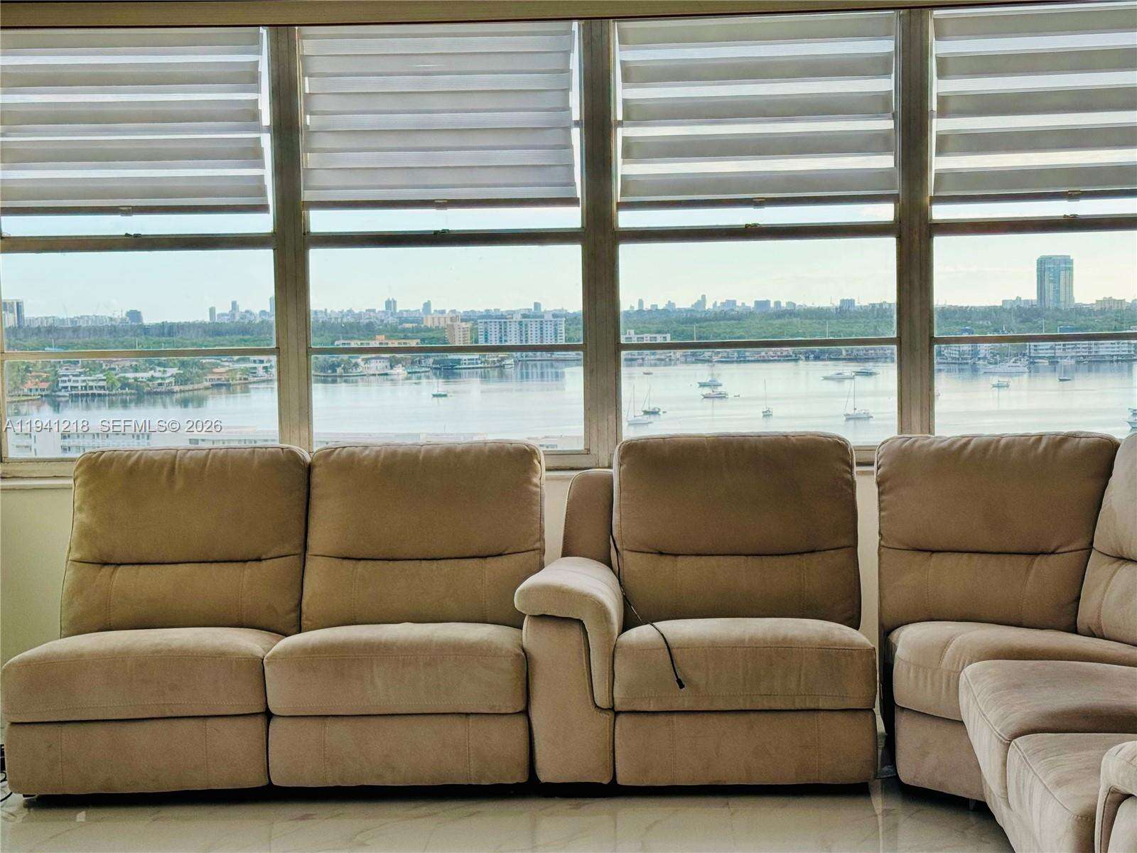 Del Prado at 18041 Biscayne Blvd *boat Slip & Unit*, Aventura, FL 33160 - For Sale photo 17