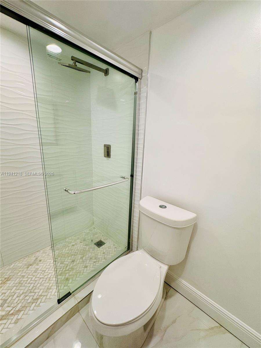 Del Prado at 18041 Biscayne Blvd *boat Slip & Unit*, Aventura, FL 33160 - For Sale photo 25
