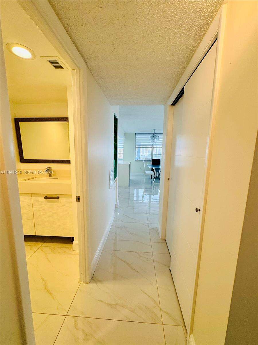 Del Prado at 18041 Biscayne Blvd *boat Slip & Unit*, Aventura, FL 33160 - For Sale photo 27