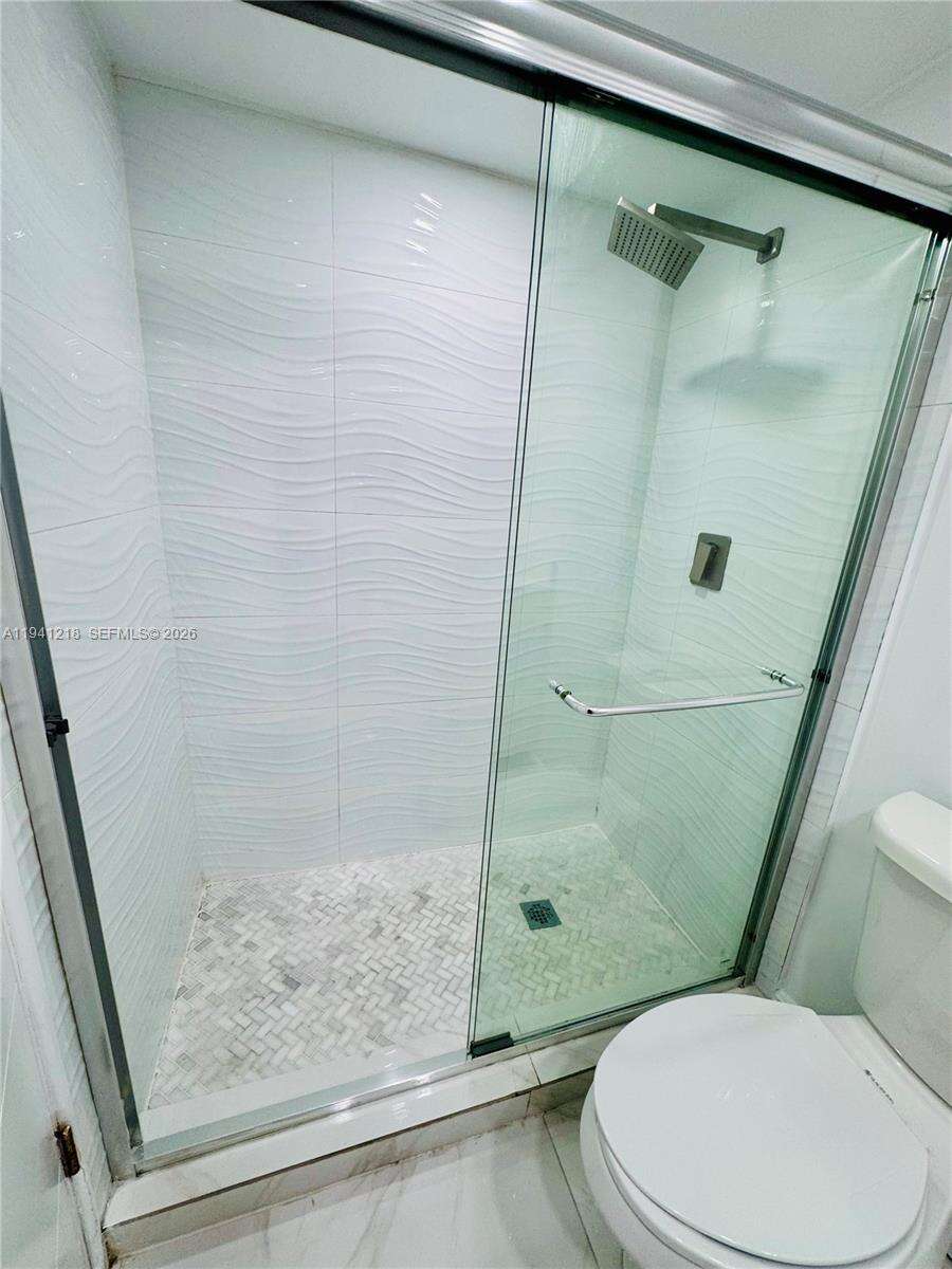 Del Prado at 18041 Biscayne Blvd *boat Slip & Unit*, Aventura, FL 33160 - For Sale photo 30