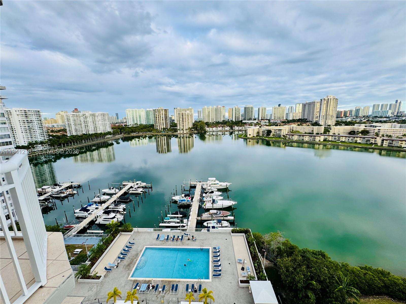 Del Prado at 18041 Biscayne Blvd *boat Slip & Unit*, Aventura, FL 33160 - For Sale photo 35