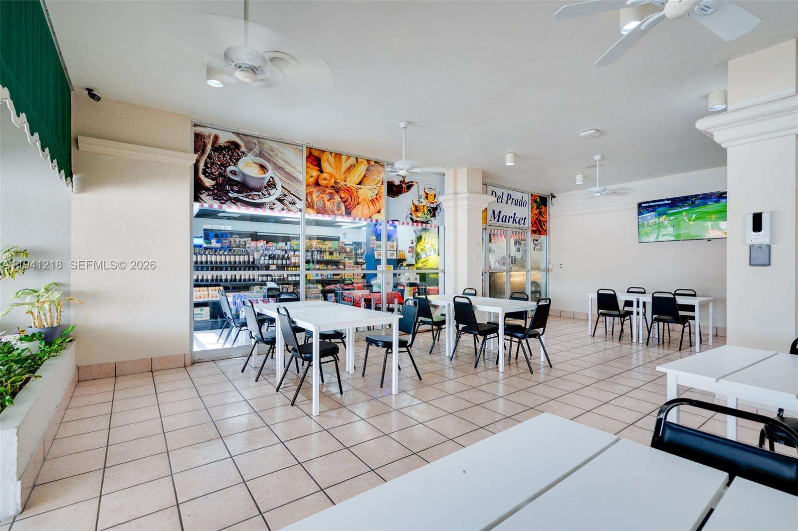 Del Prado at 18041 Biscayne Blvd *boat Slip & Unit*, Aventura, FL 33160 - For Sale photo 39