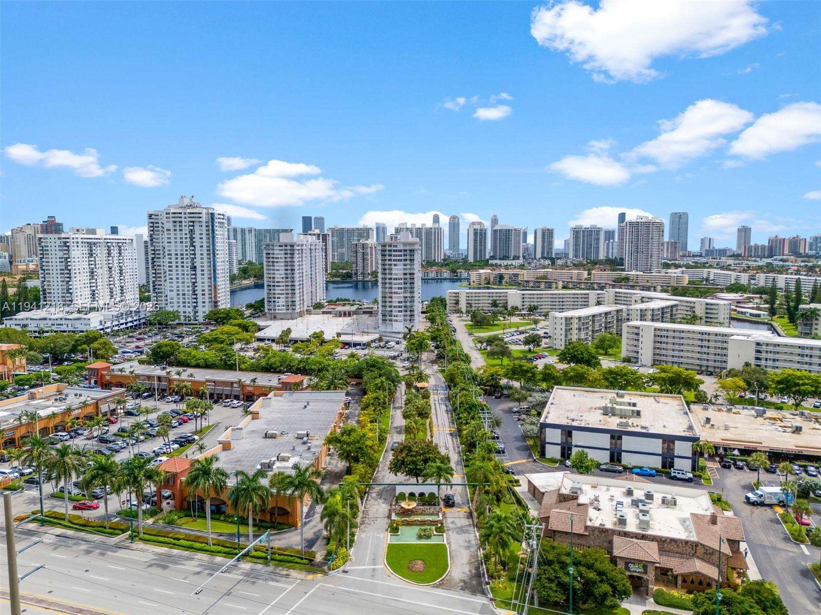 Del Prado at 18041 Biscayne Blvd *boat Slip & Unit*, Aventura, FL 33160 - For Sale photo 57