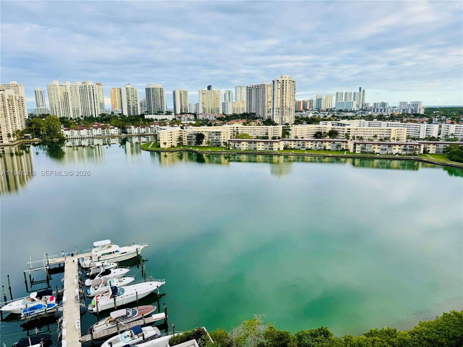 Del Prado at 18041 Biscayne Blvd *boat Slip & Unit*, Aventura, FL 33160 - For Sale photo 8