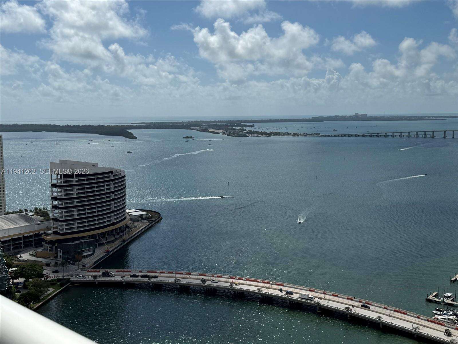 Icon Brickell 2 at 495 Brickell Ave, Miami, FL 33131 - For Sale photo 1