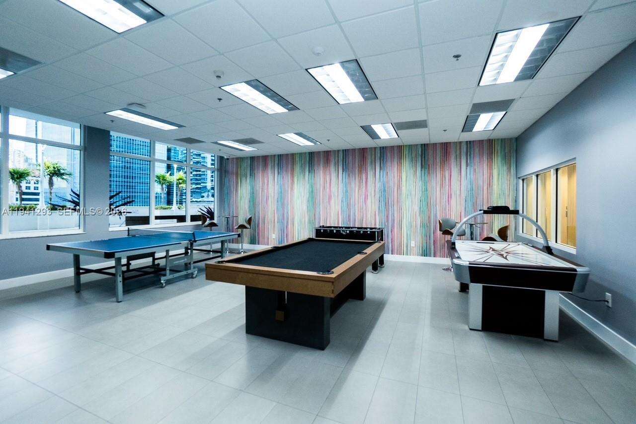 THE CLUB AT BRICKELL BAY PLAZA - 1200 Brickell Bay Dr, Miami, FL 33131 | Picture 14
