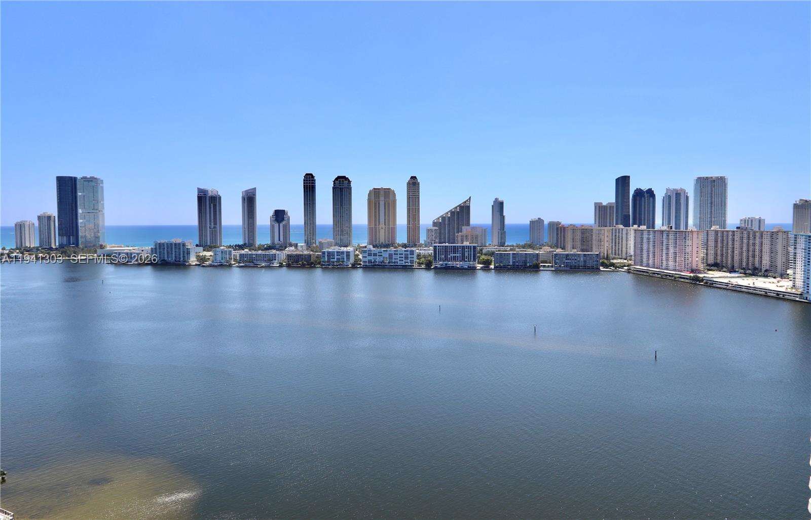 4000 ISL BLVD WILLIAMS ISL - 4000 Island Bl, Aventura, FL 33160 | Picture 2