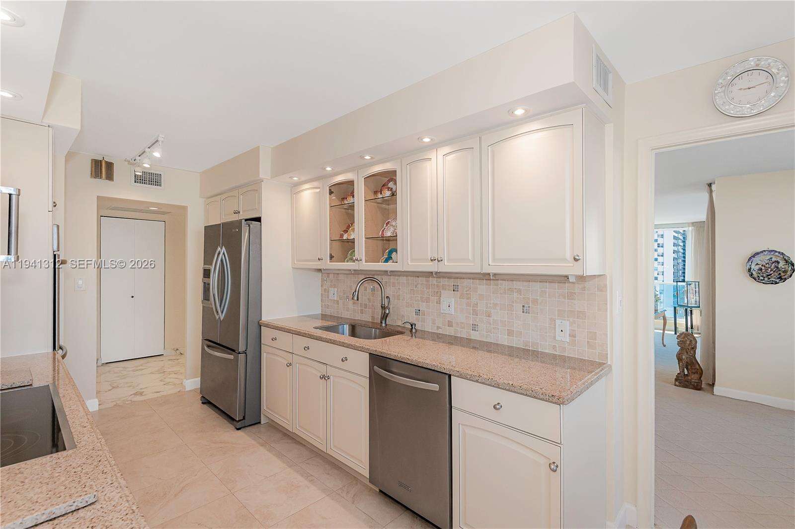 Aquarius at 2751 Ocean Dr, Hollywood, FL 33019 - For Sale photo 10