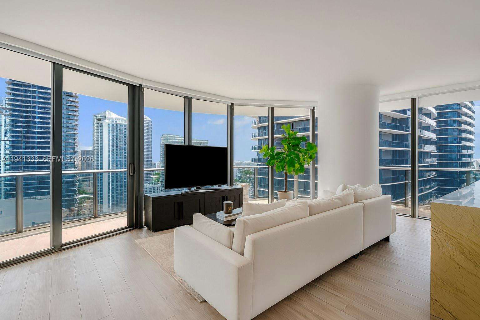 801 SMA RESIDENCES - 801 Miami Ave, Miami, FL 33130 | Picture 3
