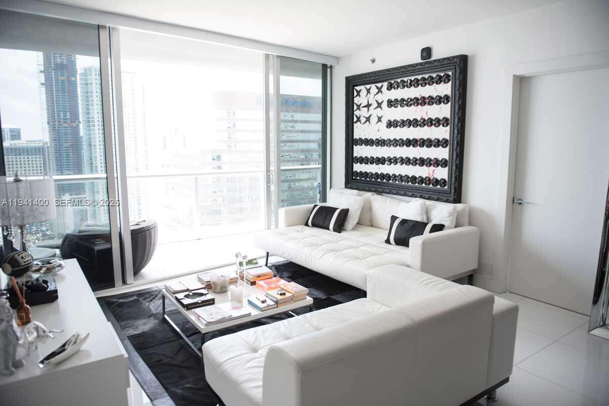 ICON BRICKELL NO TWO - 495 Brickell Ave, Miami, FL 33131 | Picture 5