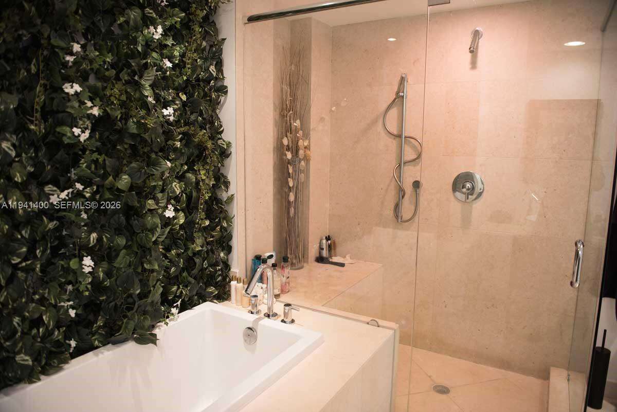 ICON BRICKELL NO TWO - 495 Brickell Ave, Miami, FL 33131 | Picture 10