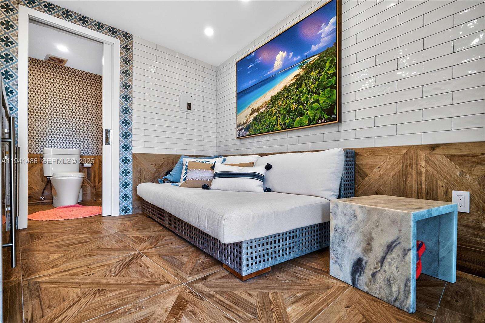 BAL HARBOUR 101 - 10155 Collins Ave, Bal Harbour, FL 33154 | Picture 23