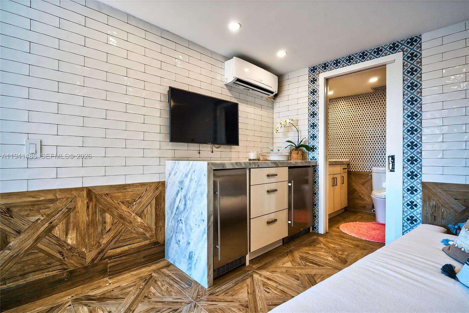 BAL HARBOUR 101 - 10155 Collins Ave, Bal Harbour, FL 33154 | Picture 24