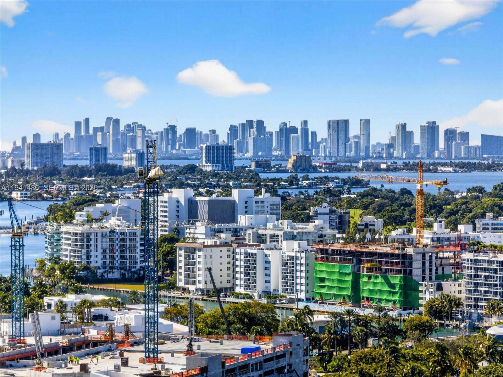 BAL HARBOUR 101 - 10155 Collins Ave, Bal Harbour, FL 33154 | Picture 6